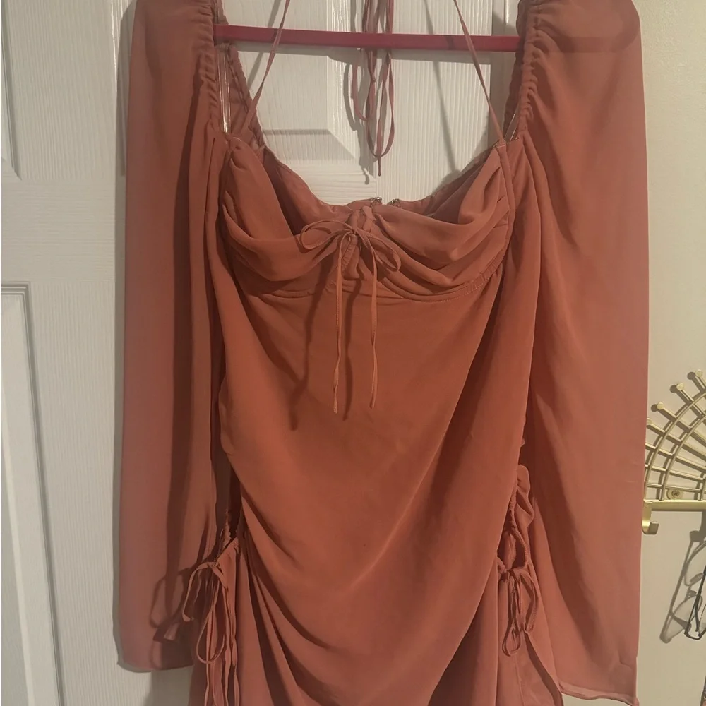 Chic Cutout Halter Long Sleeve Blush Dress - Picture 3 of 5